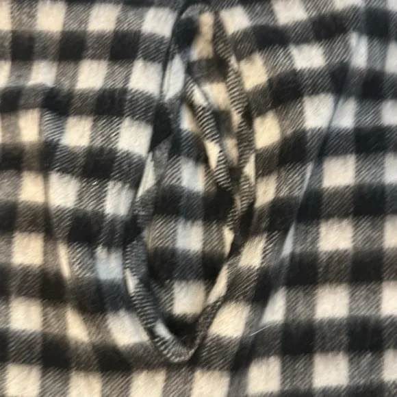 J Crew Black and White Checkered wrap - Picture 2 of 3